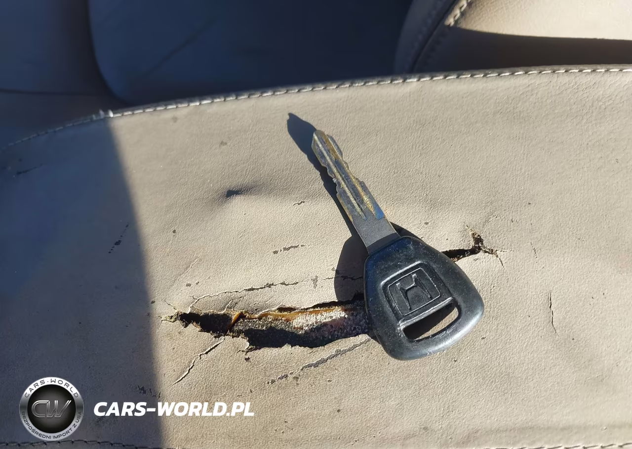 2001 Honda Accord 3.0 Ex VIN:1HGCG16511A008882 - 11