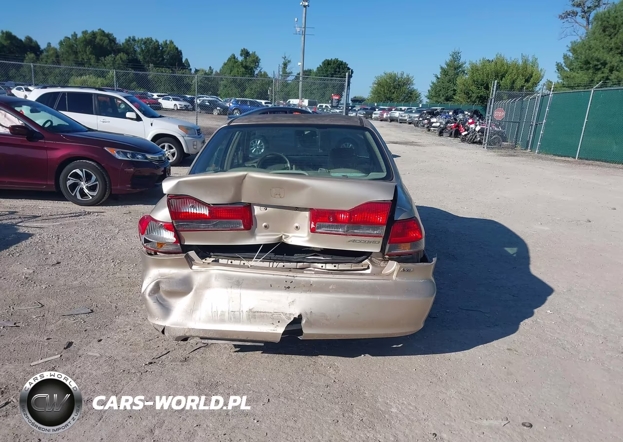 2001 Honda Accord 3.0 Ex VIN:1HGCG16511A008882 - 16