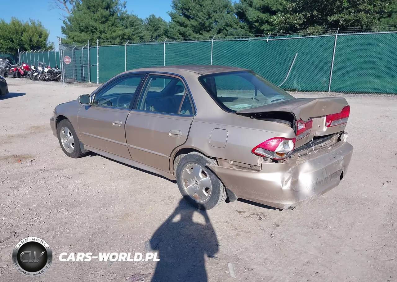 2001 Honda Accord 3.0 Ex VIN:1HGCG16511A008882 - 3