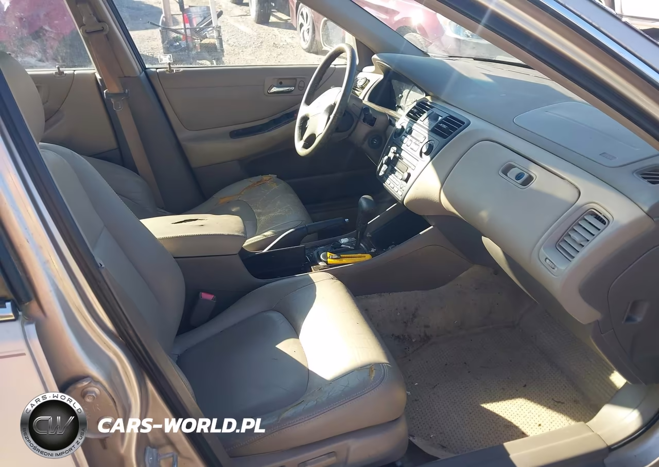 2001 Honda Accord 3.0 Ex VIN:1HGCG16511A008882 - 5