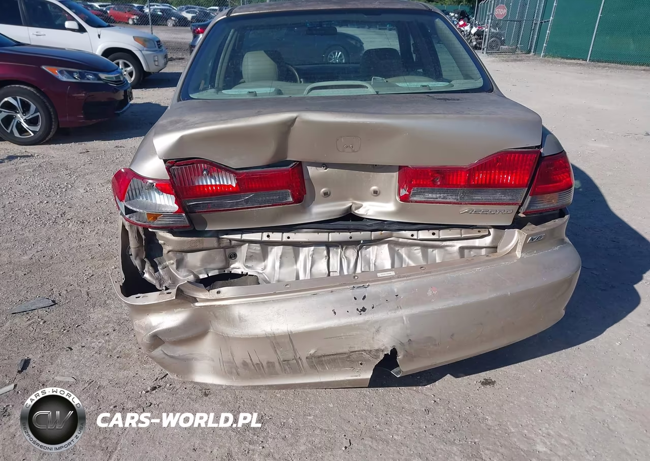 2001 Honda Accord 3.0 Ex VIN:1HGCG16511A008882 - 6