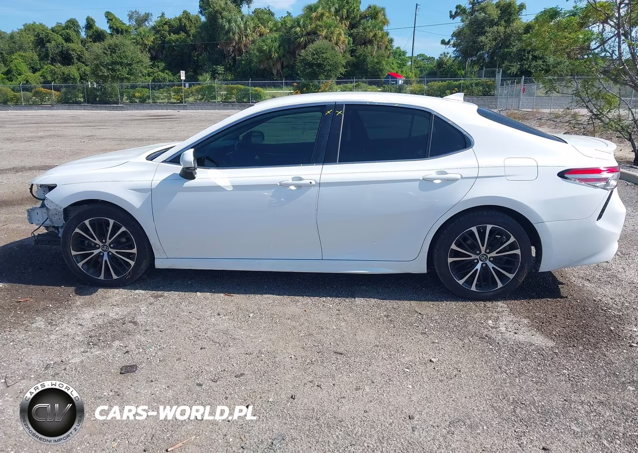 2019 Toyota Camry Se VIN:4T1B11HK4KU782781 - 14