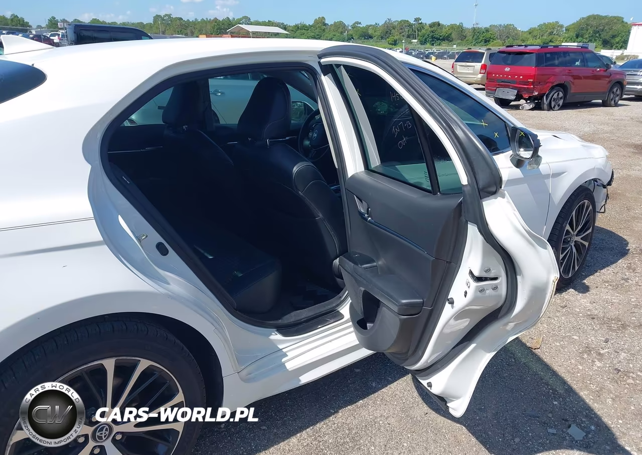 2019 Toyota Camry Se VIN:4T1B11HK4KU782781 - 8
