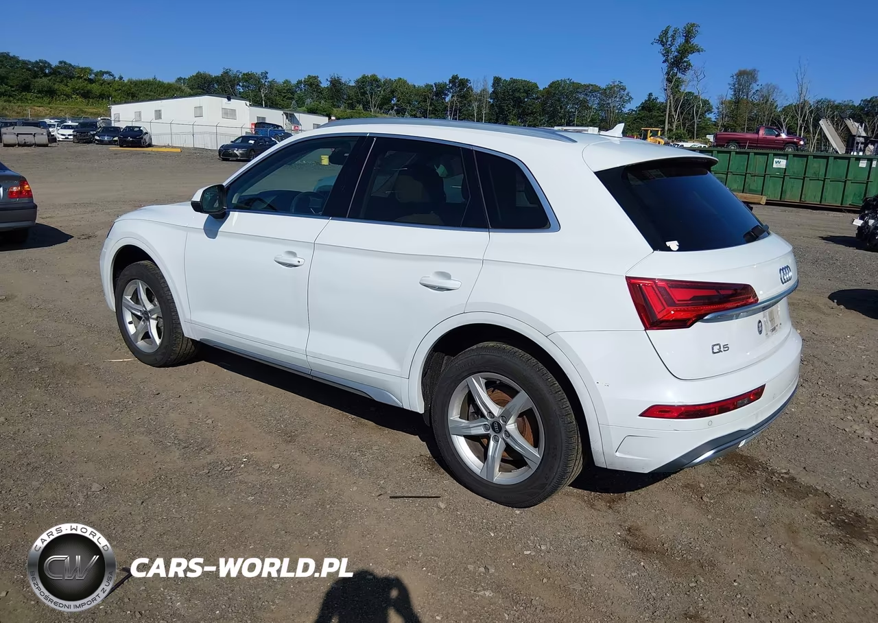 2021 Audi Q5 Premium 45 Tfsi Quattro S Tronic VIN:WA1AAAFY0M2017745 - 3