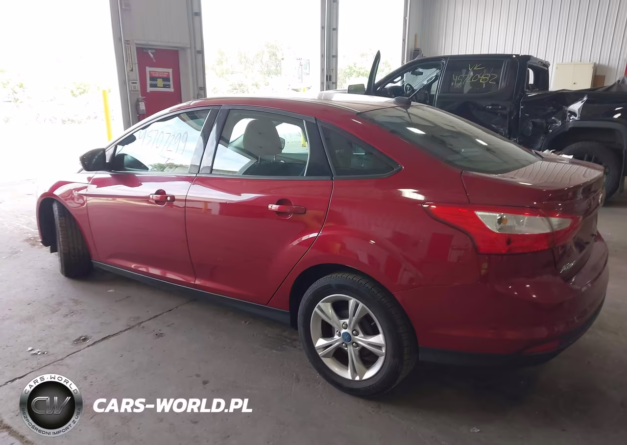 2013 Ford Focus Se VIN:1FADP3F25DL284338 - 3