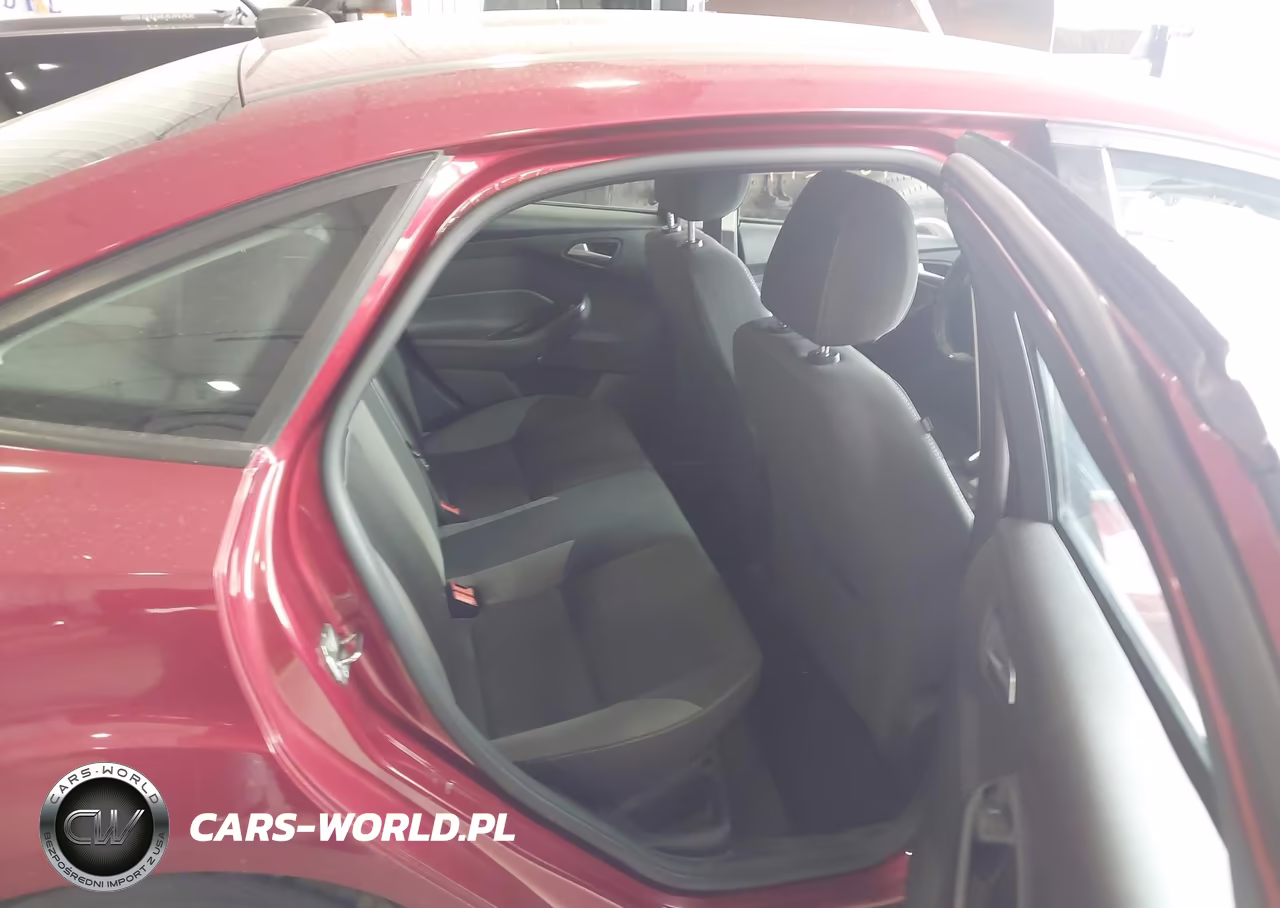 2013 Ford Focus Se VIN:1FADP3F25DL284338 - 8