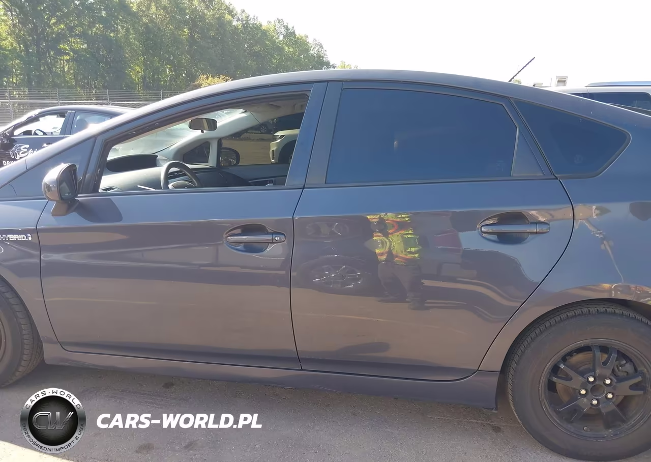 2012 Toyota Prius Three VIN:JTDKN3DU8C5508197 - 14
