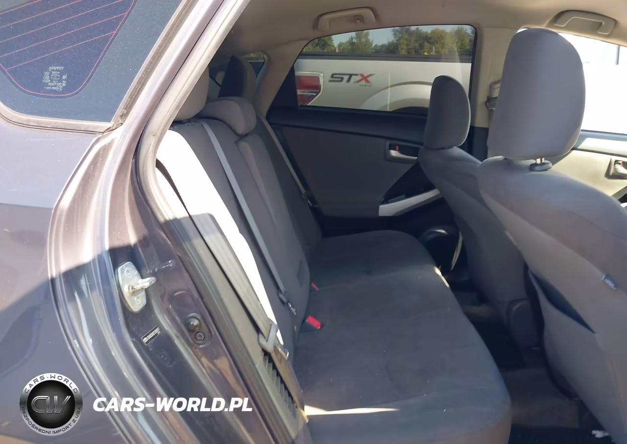 2012 Toyota Prius Three VIN:JTDKN3DU8C5508197 - 8