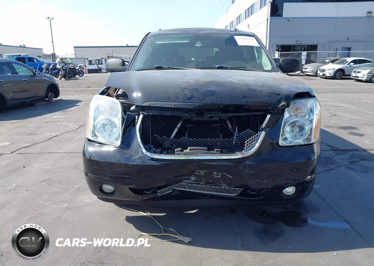 2010 GMC Yukon Denali VIN:1GKUKEEF8AR275686 - 12