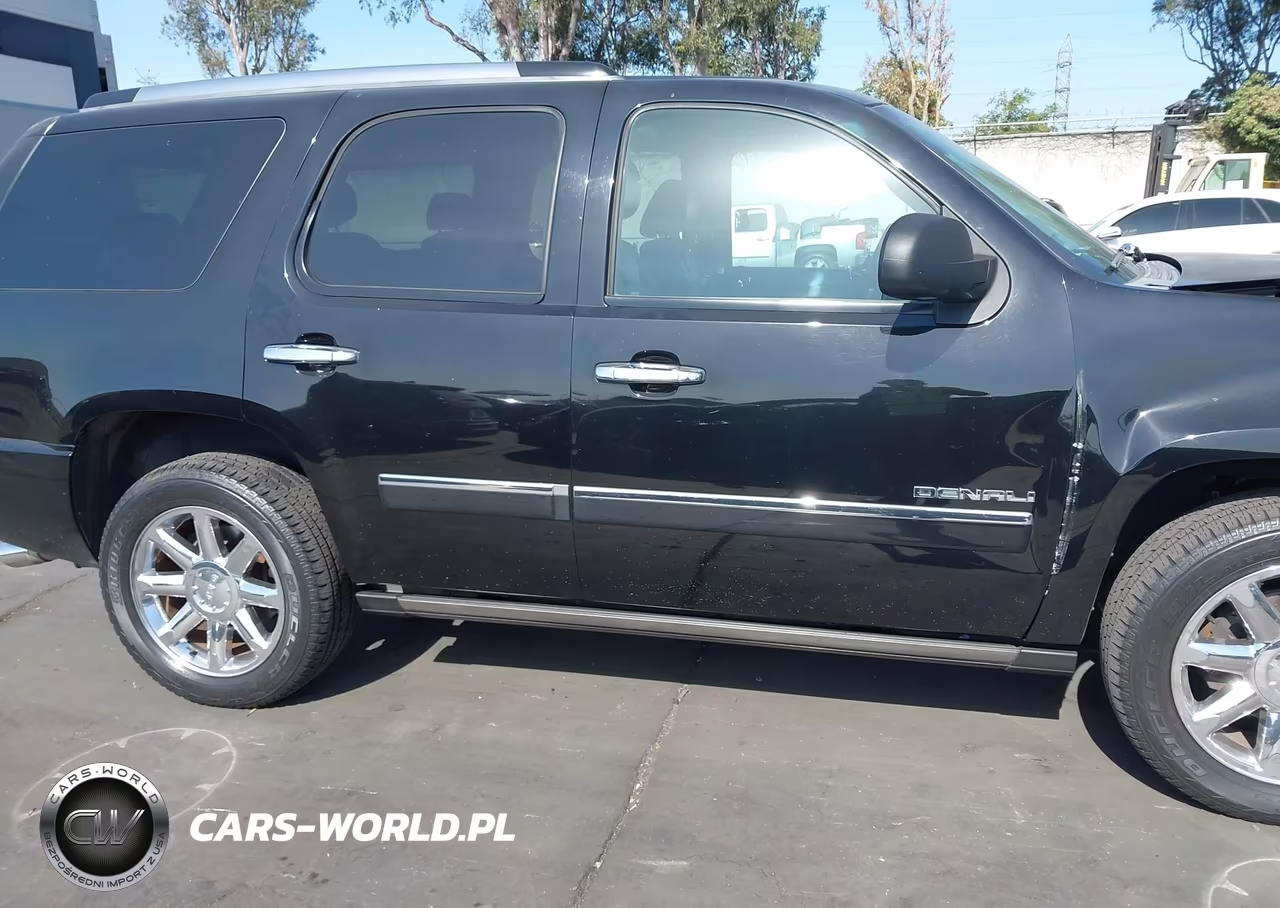 2010 GMC Yukon Denali VIN:1GKUKEEF8AR275686 - 13
