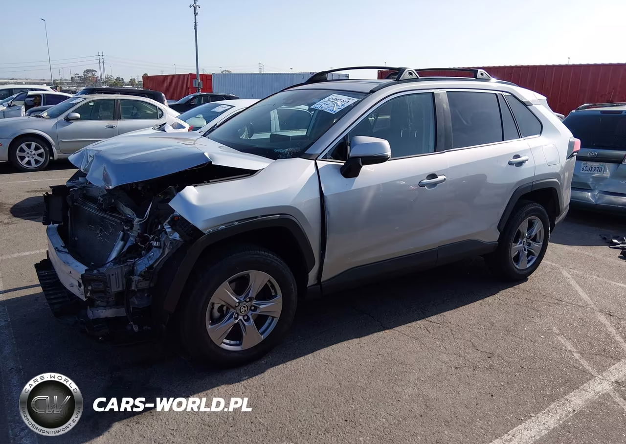 2024 Toyota Rav4 Xle VIN:2T3W1RFV7RC296725 - 2