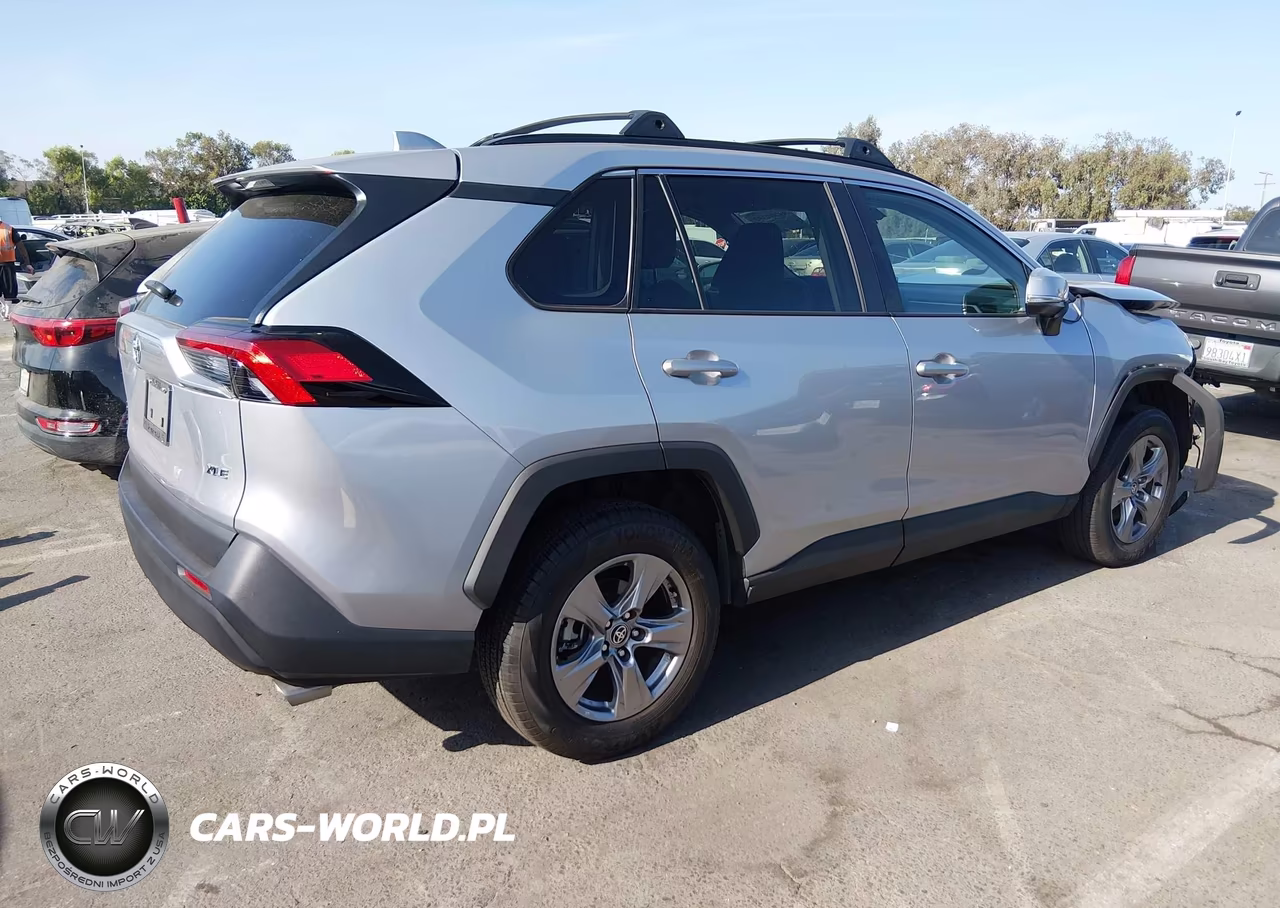 2024 Toyota Rav4 Xle VIN:2T3W1RFV7RC296725 - 4