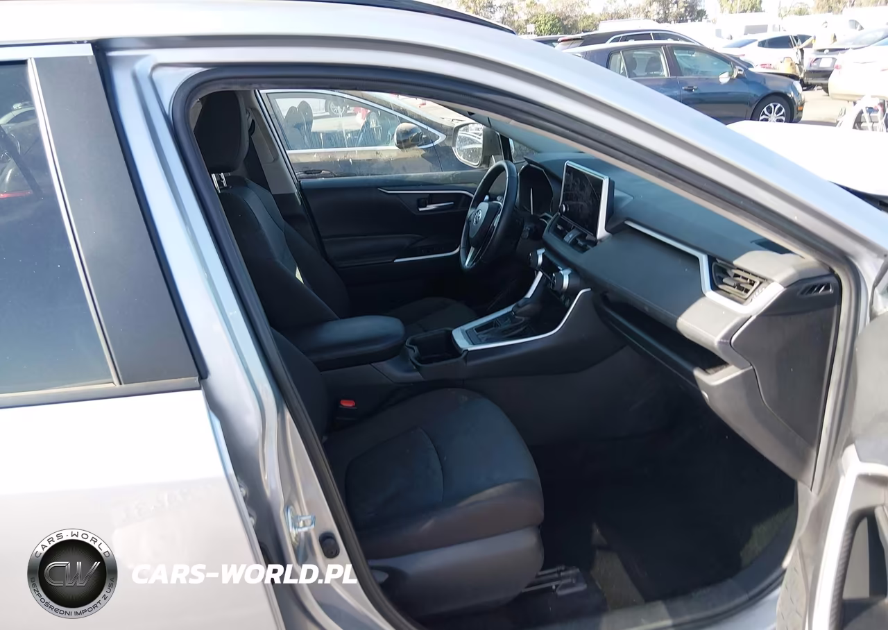 2024 Toyota Rav4 Xle VIN:2T3W1RFV7RC296725 - 5