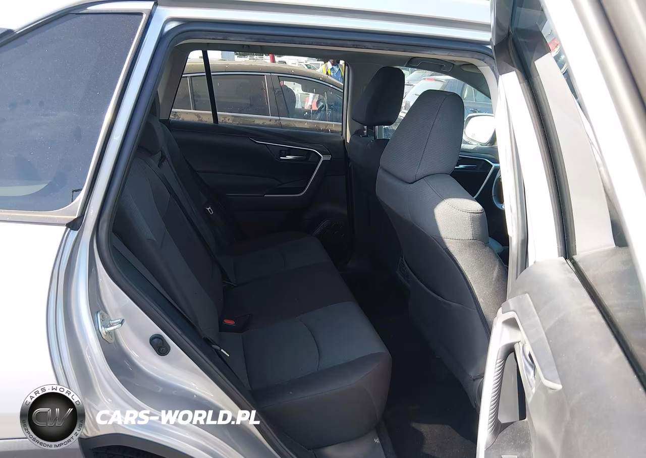 2024 Toyota Rav4 Xle VIN:2T3W1RFV7RC296725 - 8