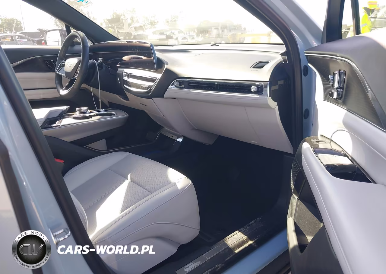 2024 Cadillac Lyriq Luxury W-1Sc VIN:1GYKPPRK6RZ114976 - 5