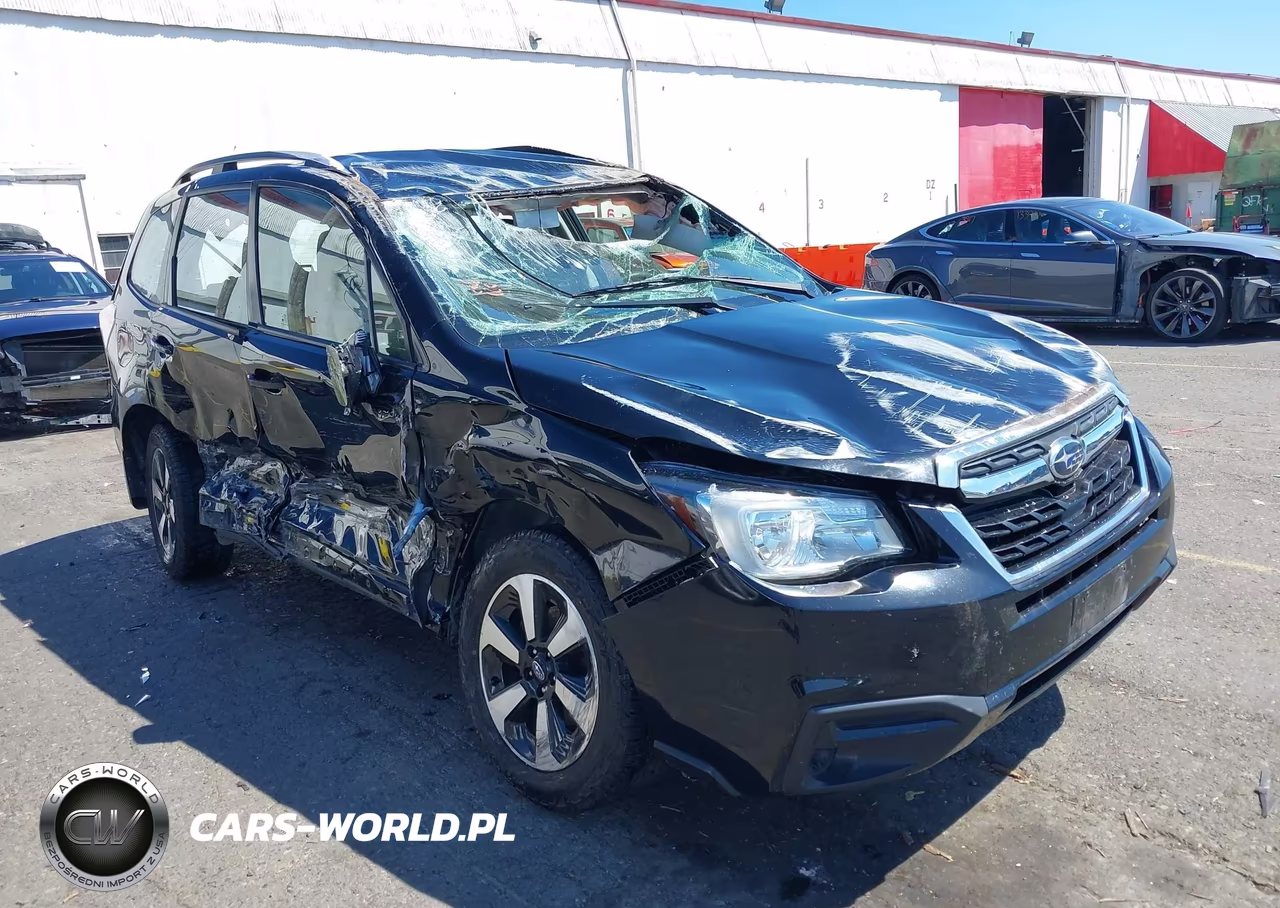 2018 Subaru Forester 2.5I VIN:JF2SJABC6JH567546 - 1