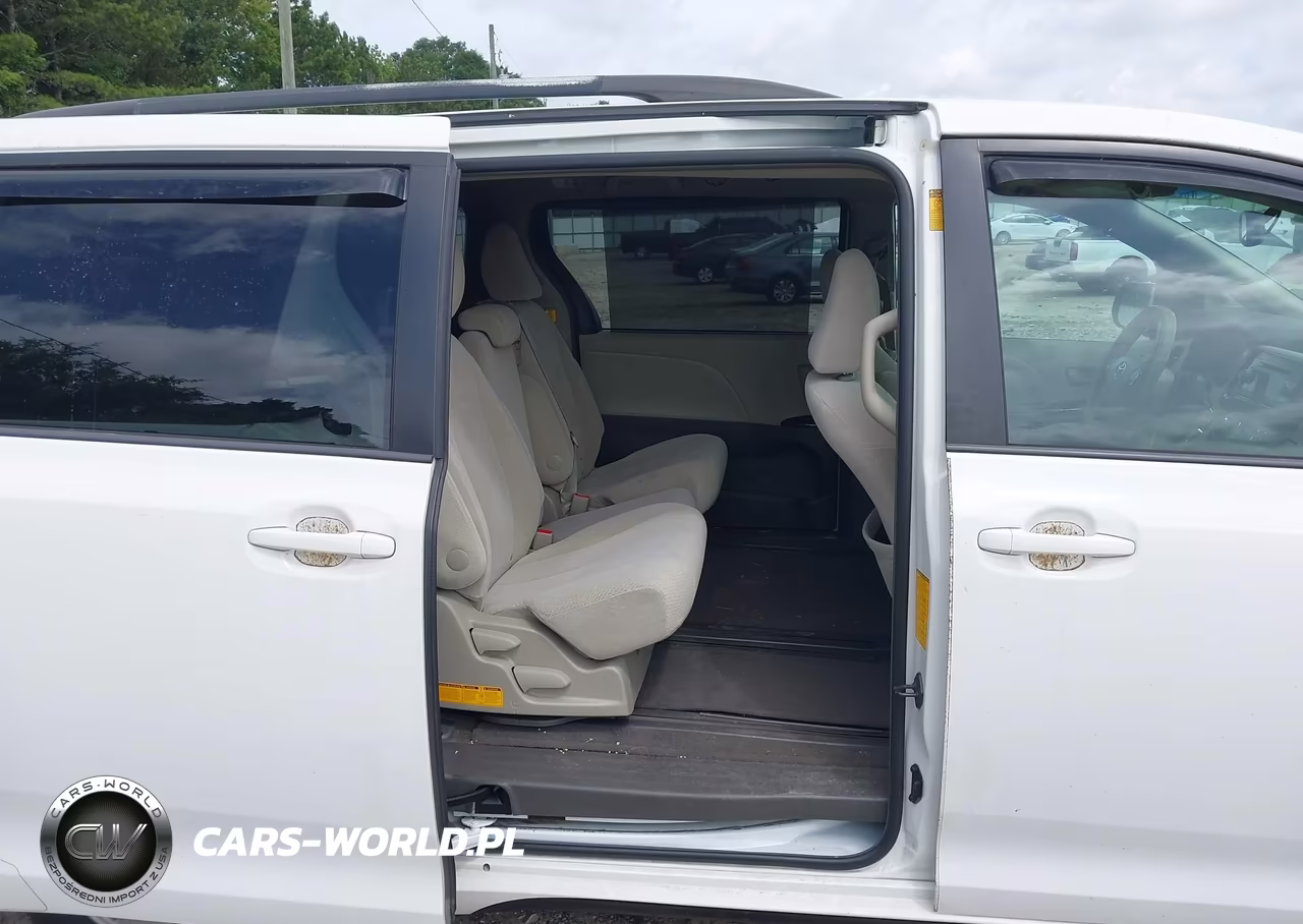 2013 Toyota Sienna Le V6 8 Passenger VIN:5TDKK3DC1DS300397 - 8