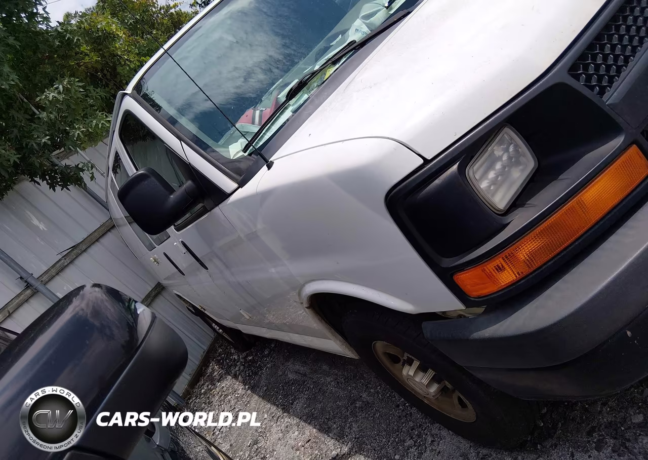 2016 Chevrolet Express 2500 Work Van VIN:1GCWGAFF1G1189835 - 13