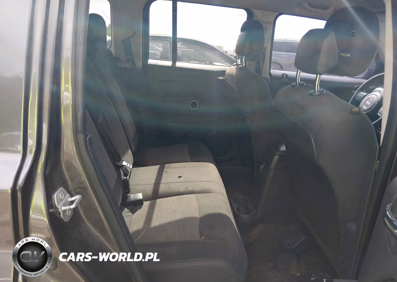 2016 Jeep Patriot Sport VIN:1C4NJPBA2GD589508 - 8