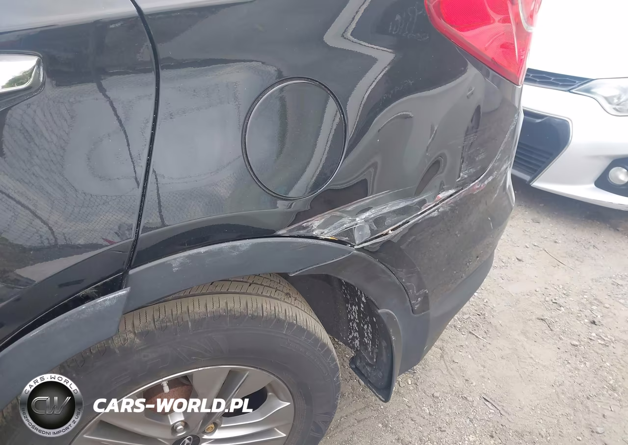 2016 Hyundai Santa Fe Sport 2.4L VIN:5XYZUDLB8GG333745 - 6