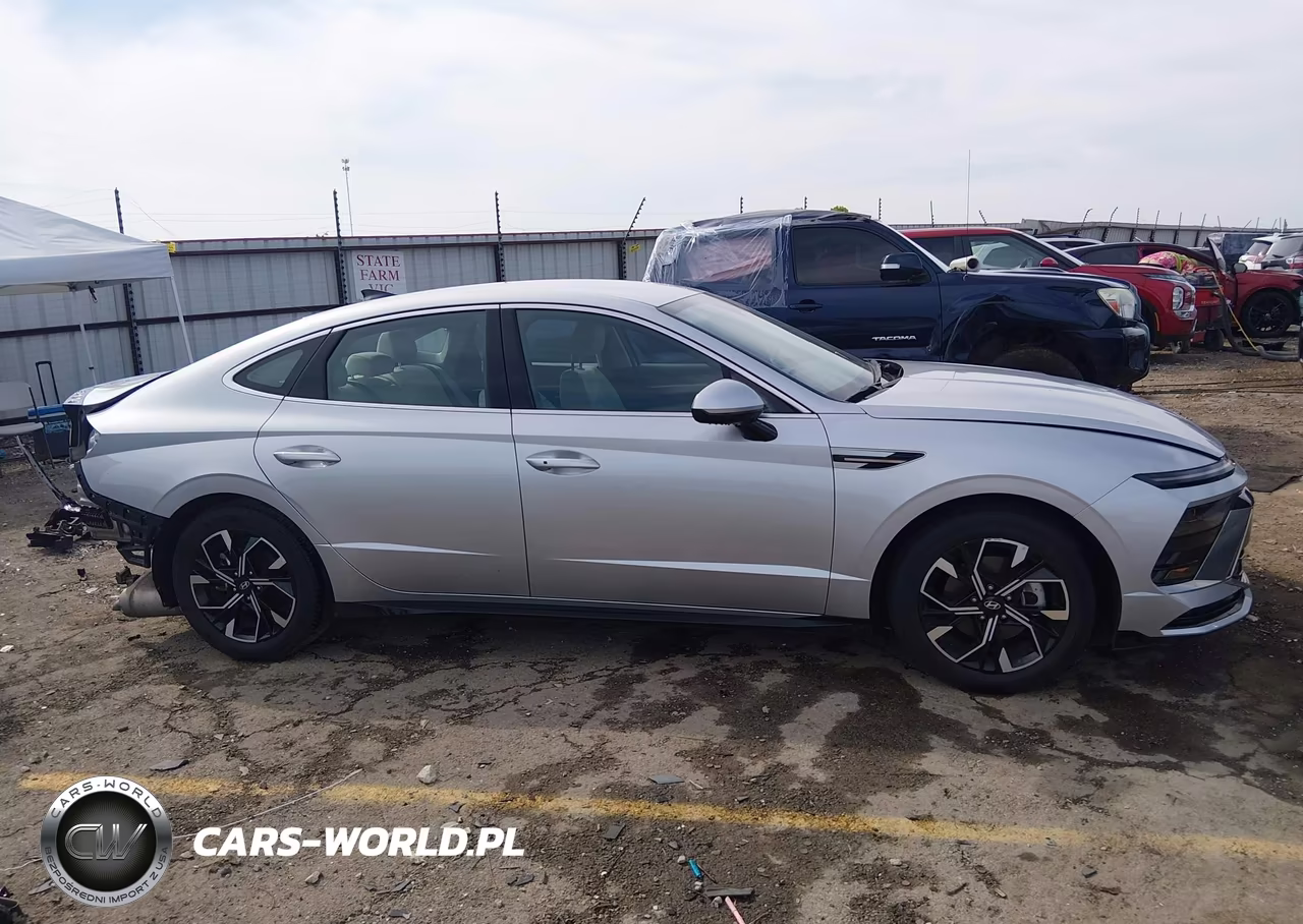 2025 Hyundai Sonata Sel VIN:KMHL64JA2SA503399 - 14