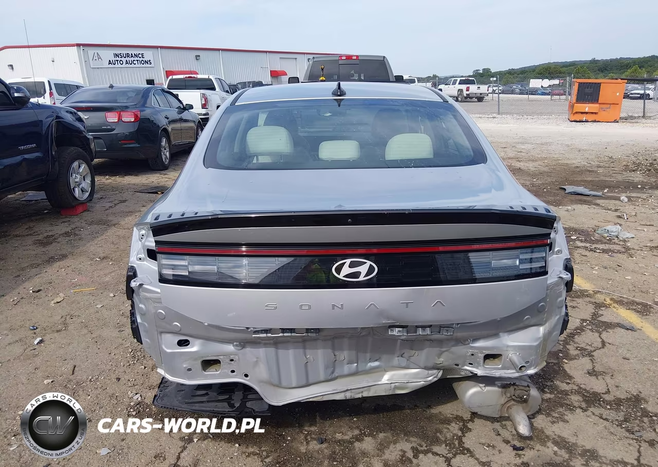 2025 Hyundai Sonata Sel VIN:KMHL64JA2SA503399 - 17