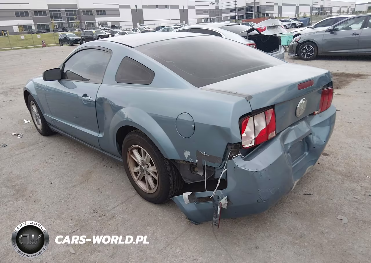 2006 Ford Mustang V6 VIN:1ZVFT80NX65256327 - 3