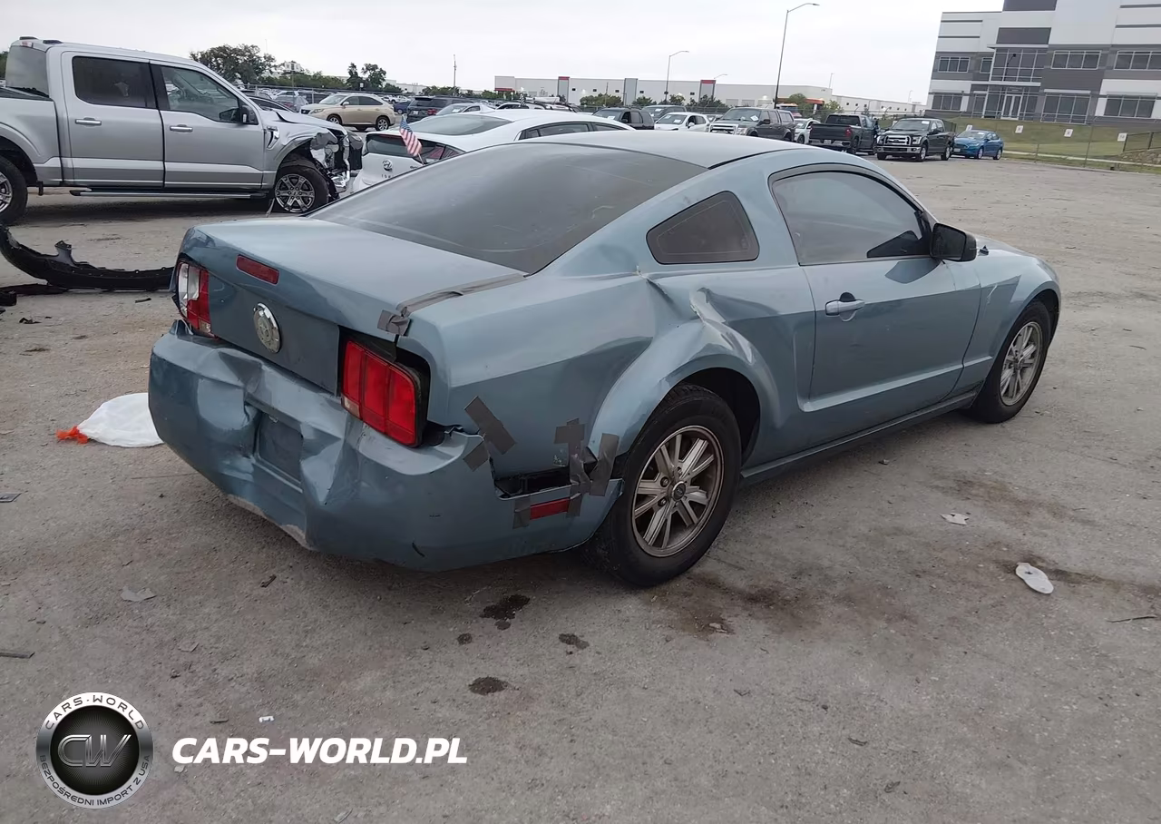 2006 Ford Mustang V6 VIN:1ZVFT80NX65256327 - 4