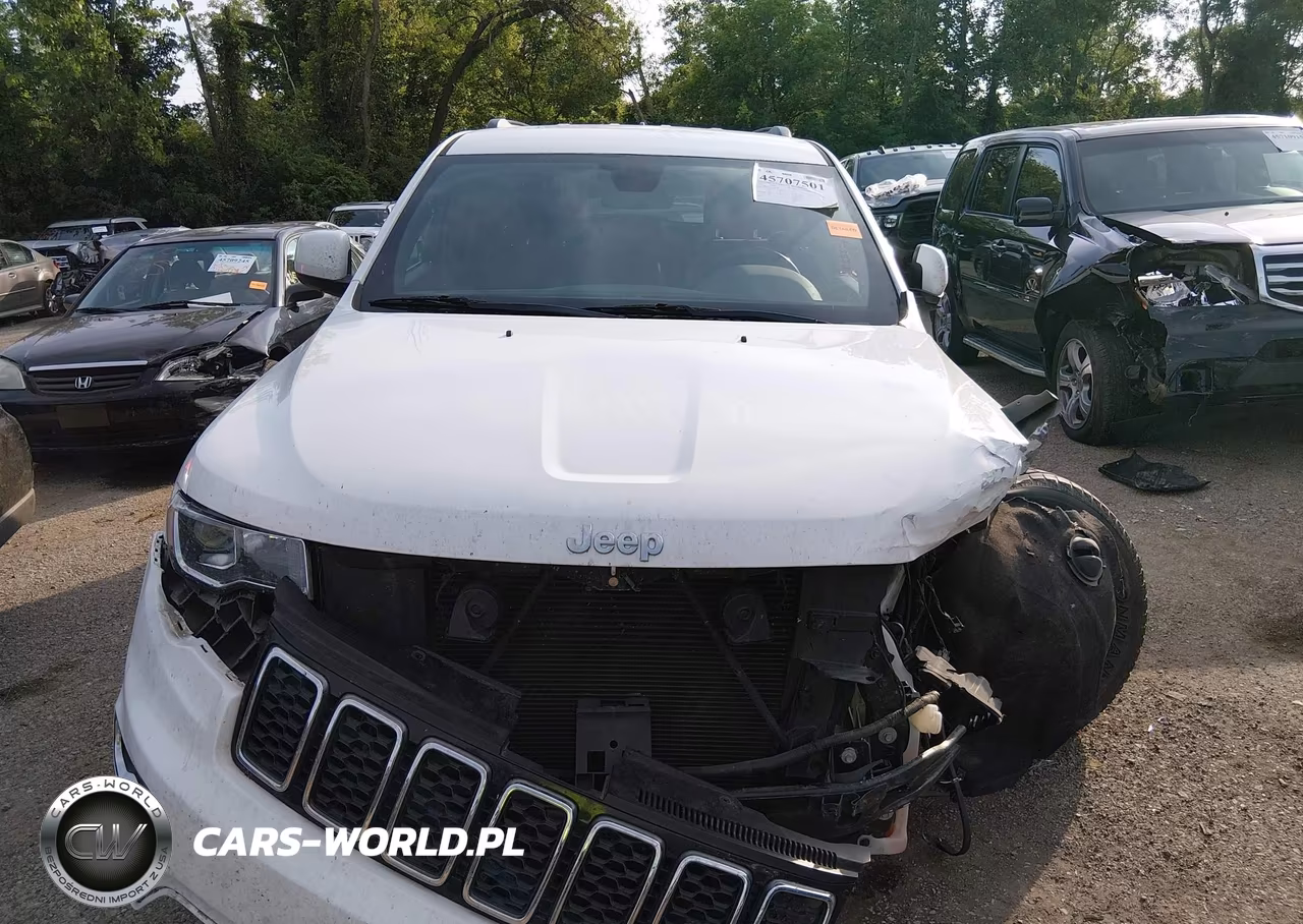 2020 Jeep Grand Cherokee Laredo E 4X2 VIN:1C4RJEAG1LC219789 - 12
