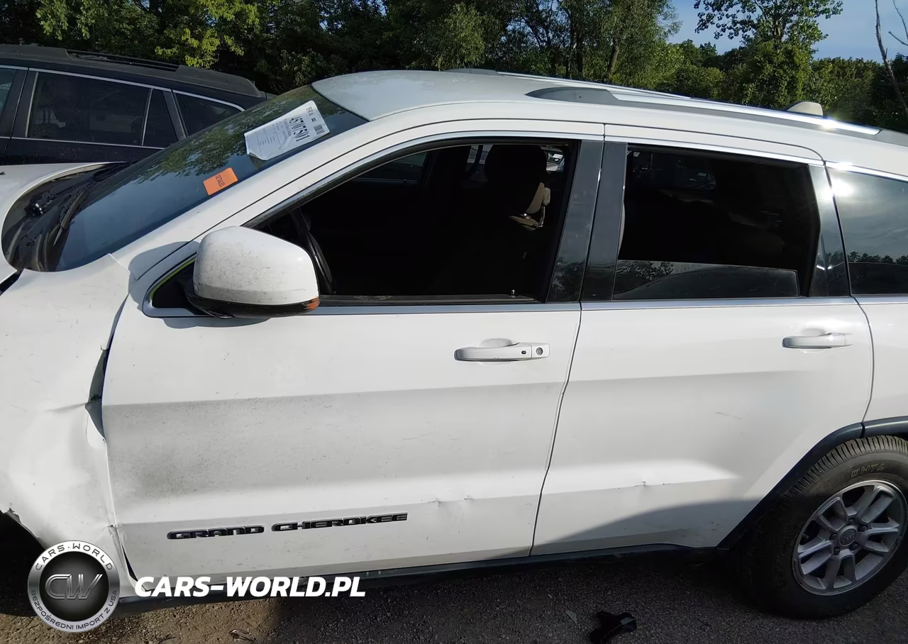 2020 Jeep Grand Cherokee Laredo E 4X2 VIN:1C4RJEAG1LC219789 - 14