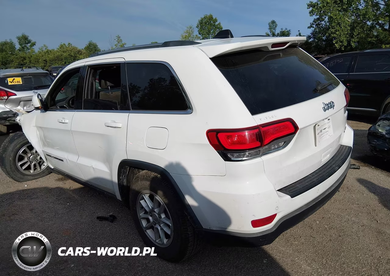 2020 Jeep Grand Cherokee Laredo E 4X2 VIN:1C4RJEAG1LC219789 - 3