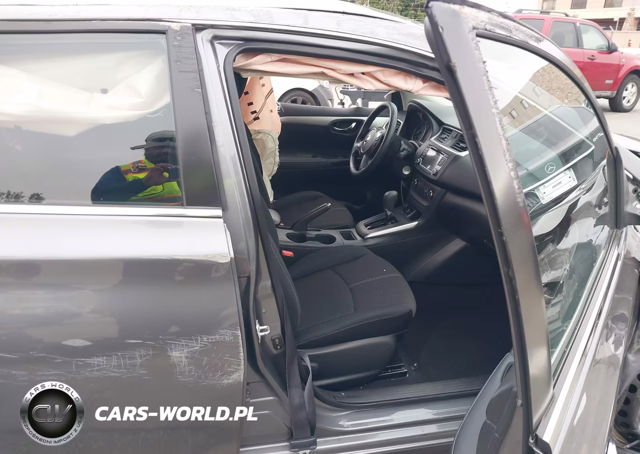 2018 Nissan Sentra S VIN:3N1AB7AP4JY227706 - 5