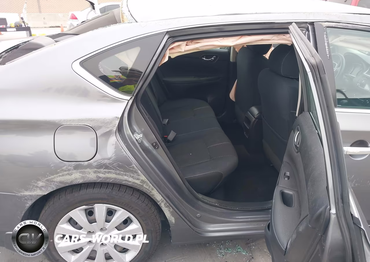 2018 Nissan Sentra S VIN:3N1AB7AP4JY227706 - 8