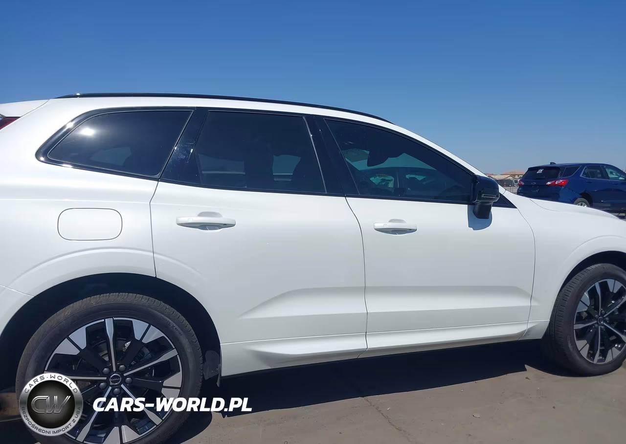 2026 Volvo Xc60 B5 Plus VIN:YV4M12RC3T1426803 - 13