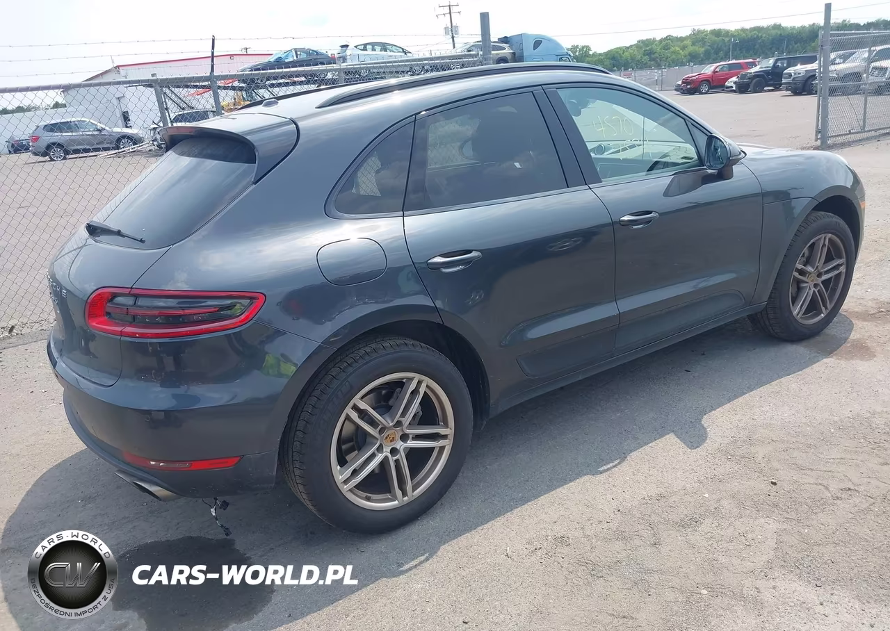 2017 Porsche Macan S VIN:WP1AB2A51HLB10939 - 4
