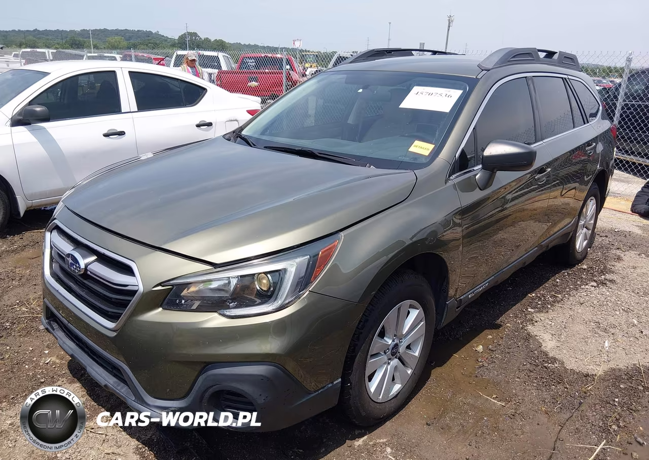 2018 Subaru Outback 2.5I VIN:4S4BSAAC6J3353324 - 2