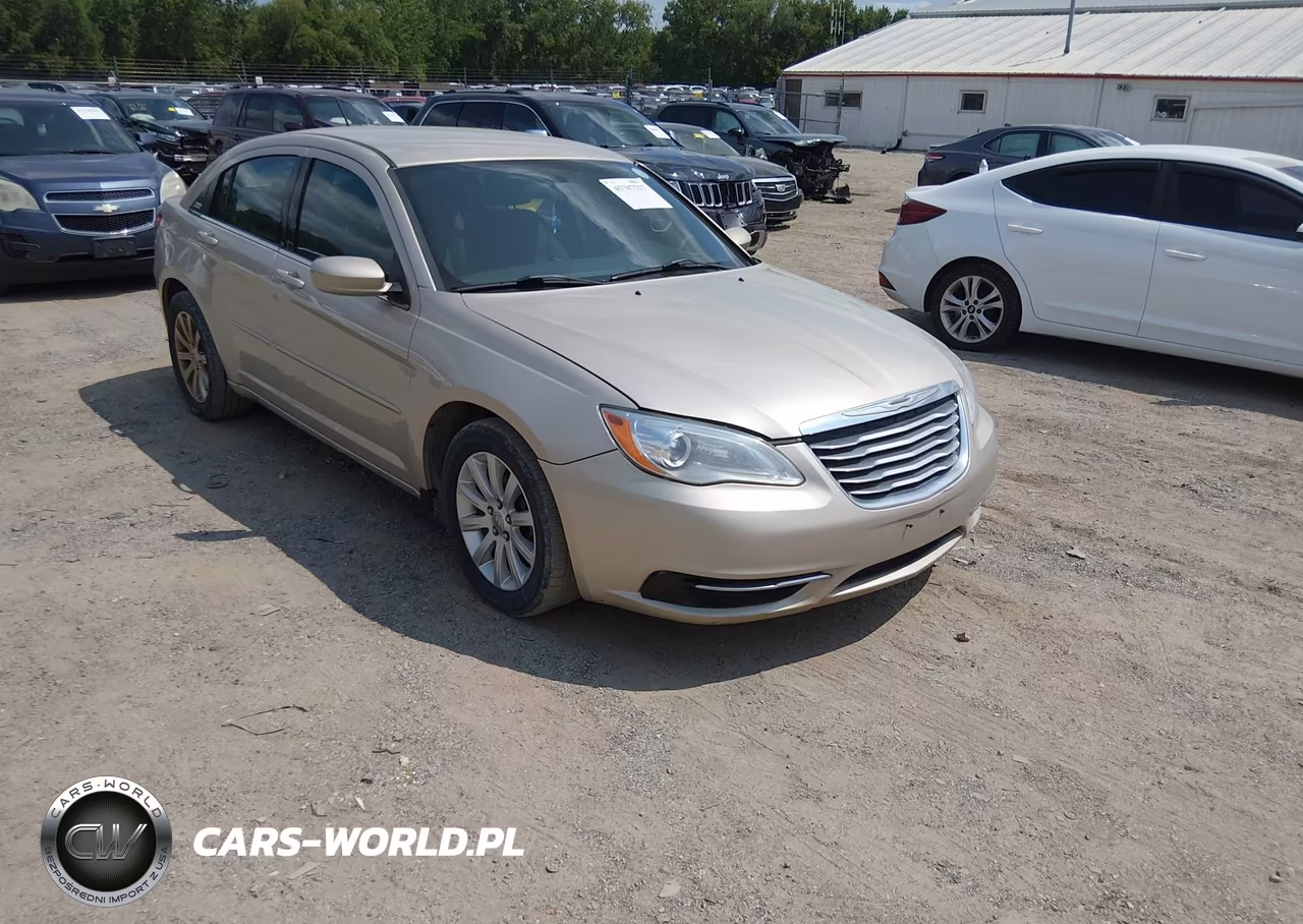 2014 Chrysler 200 Touring VIN:1C3CCBBG3EN195522 - 1