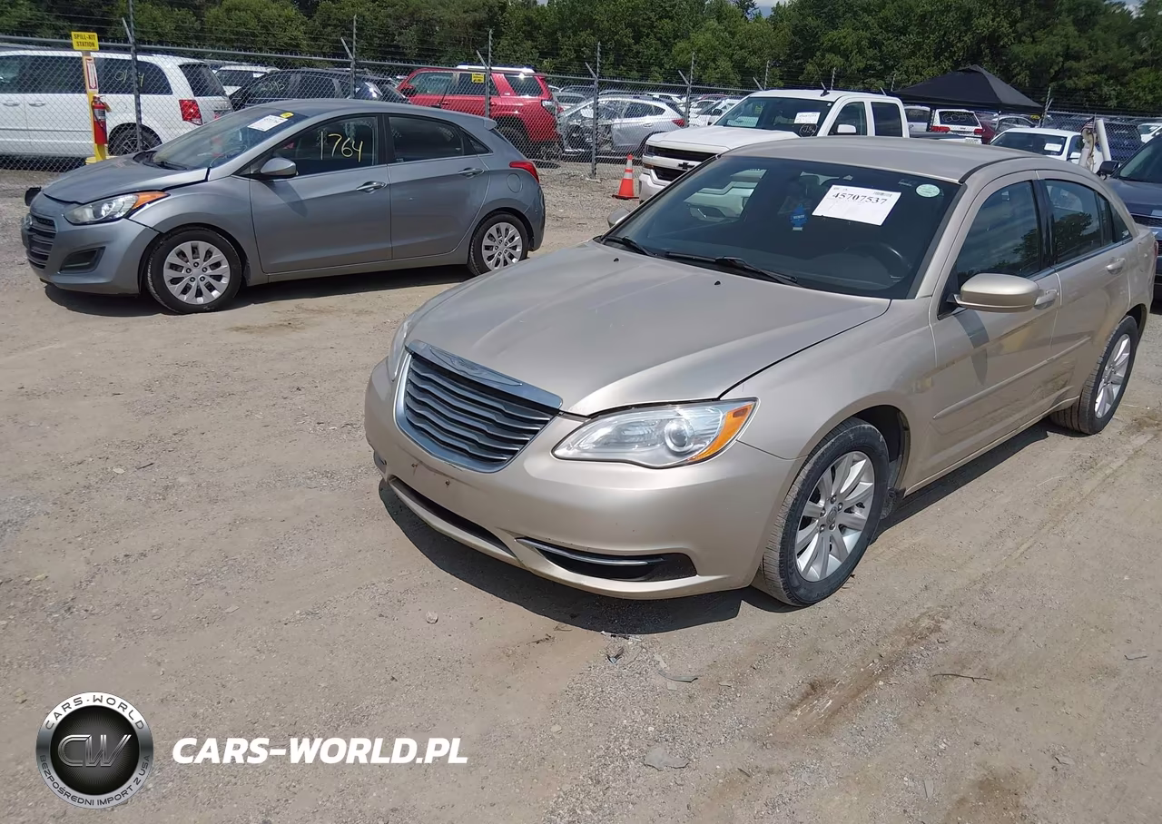 2014 Chrysler 200 Touring VIN:1C3CCBBG3EN195522 - 2