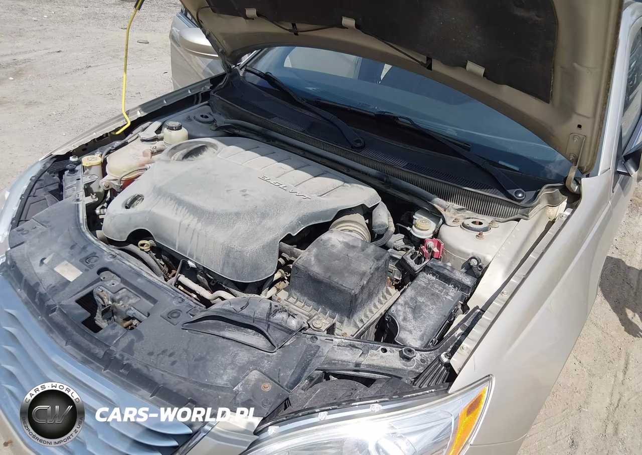 2014 Chrysler 200 Touring VIN:1C3CCBBG3EN195522 - 6