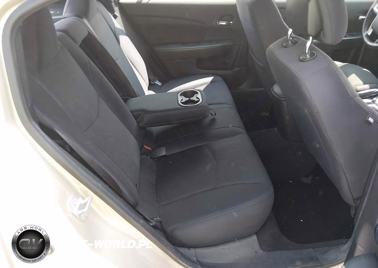 2014 Chrysler 200 Touring VIN:1C3CCBBG3EN195522 - 8