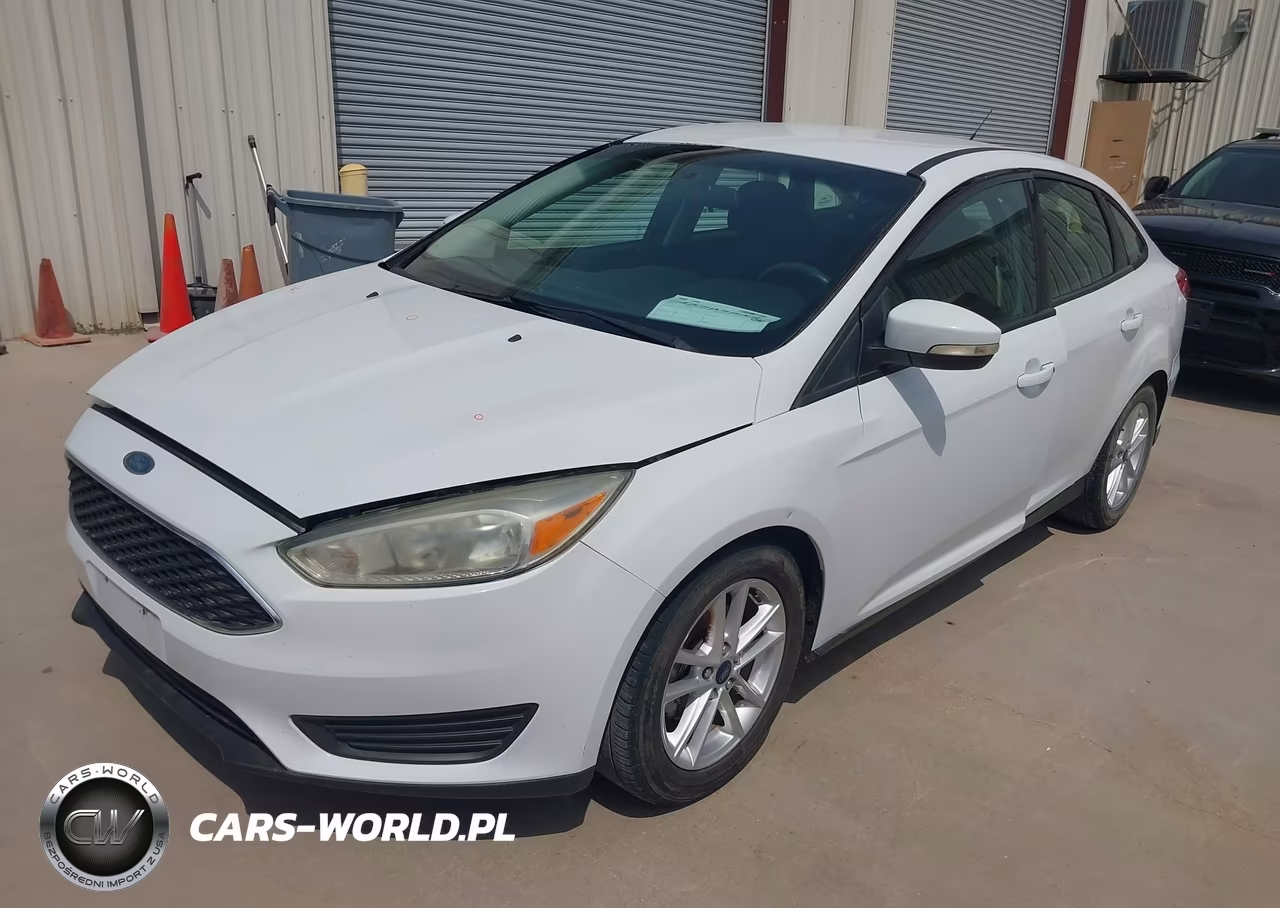 2016 Ford Focus Se VIN:1FADP3F23GL340975 - 2