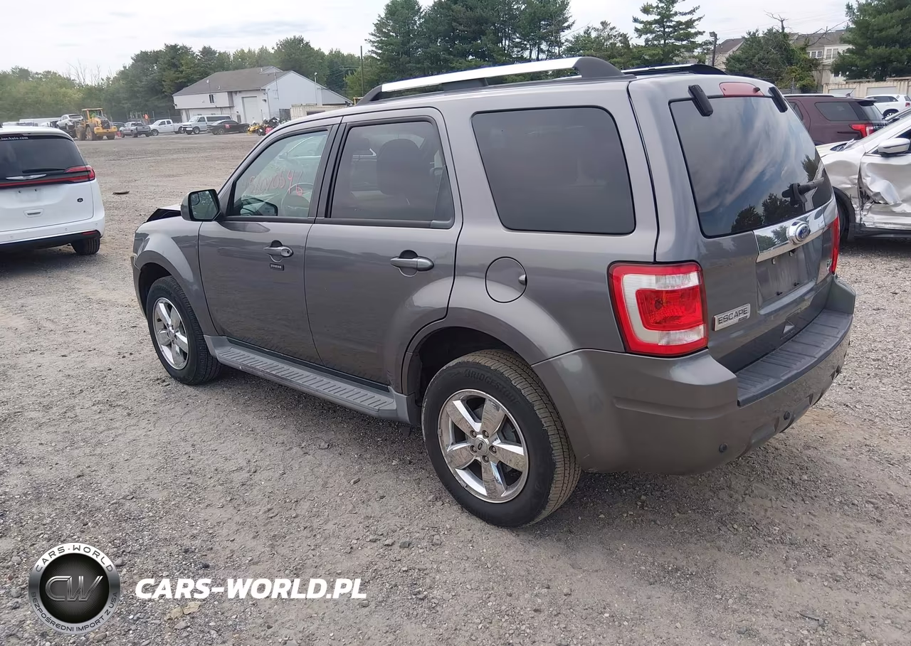 2011 Ford Escape Limited VIN:1FMCU0EG4BKA25820 - 3