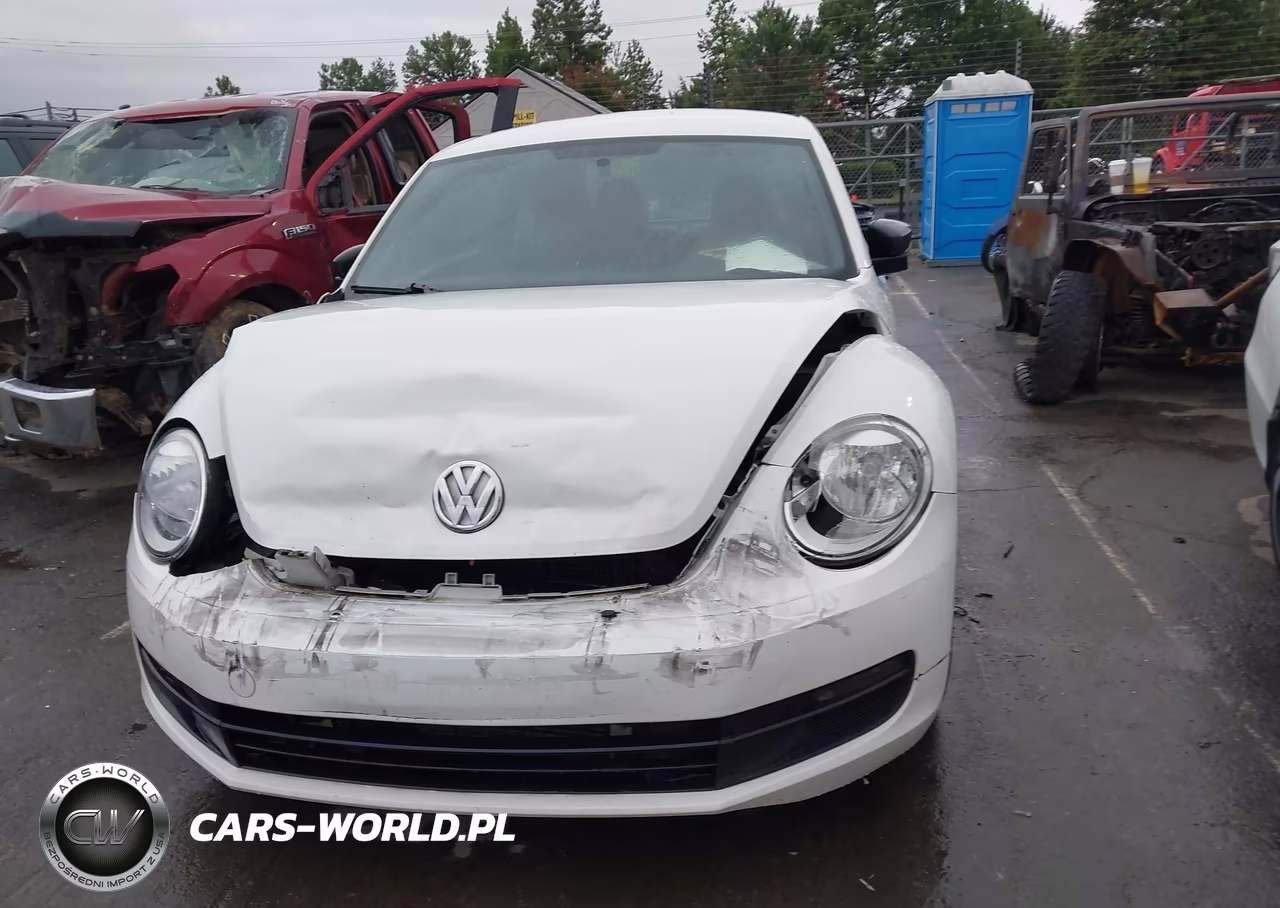 2015 Volkswagen Beetle 1.8T Fleet Edition VIN:3VWF17AT5FM623593 - 12