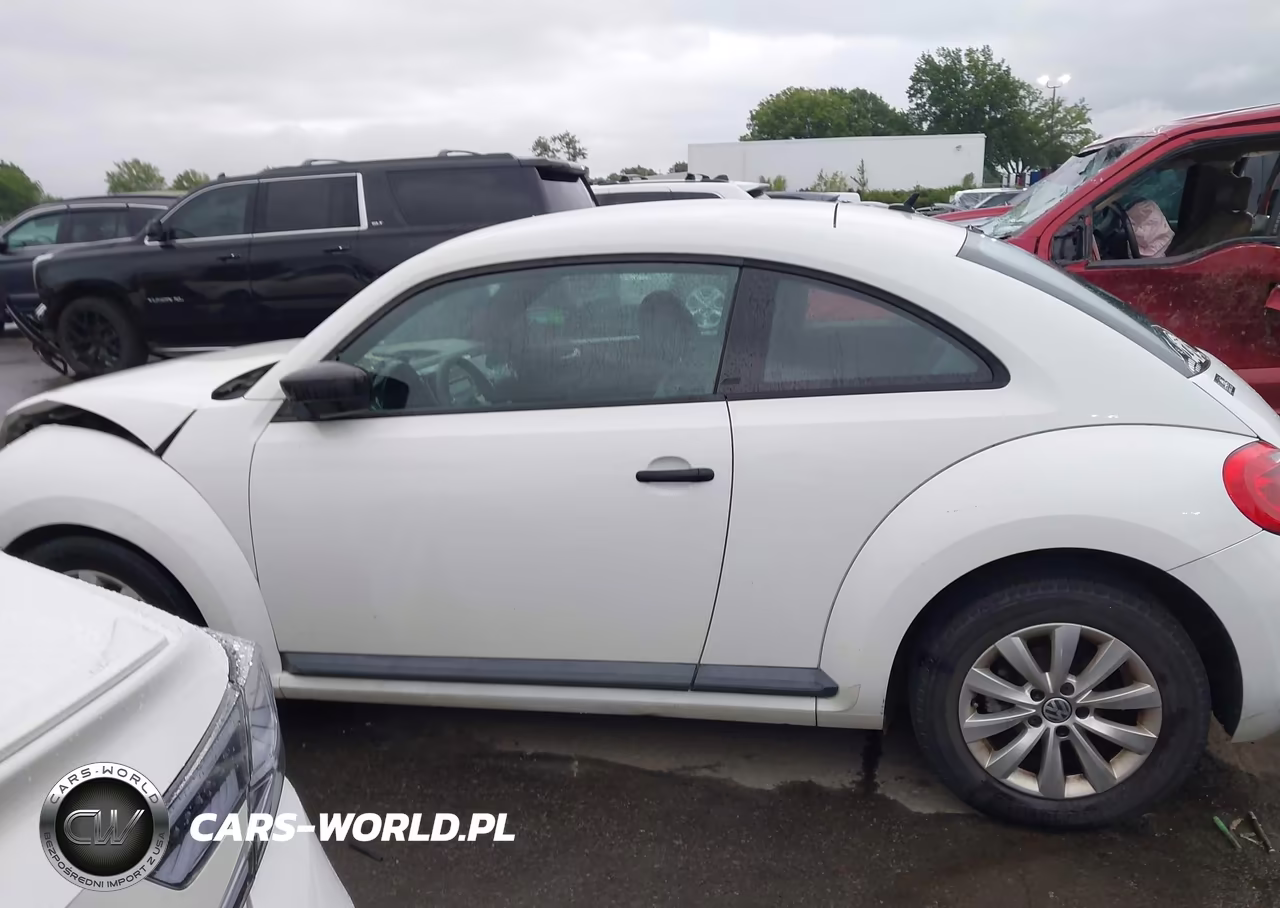 2015 Volkswagen Beetle 1.8T Fleet Edition VIN:3VWF17AT5FM623593 - 14