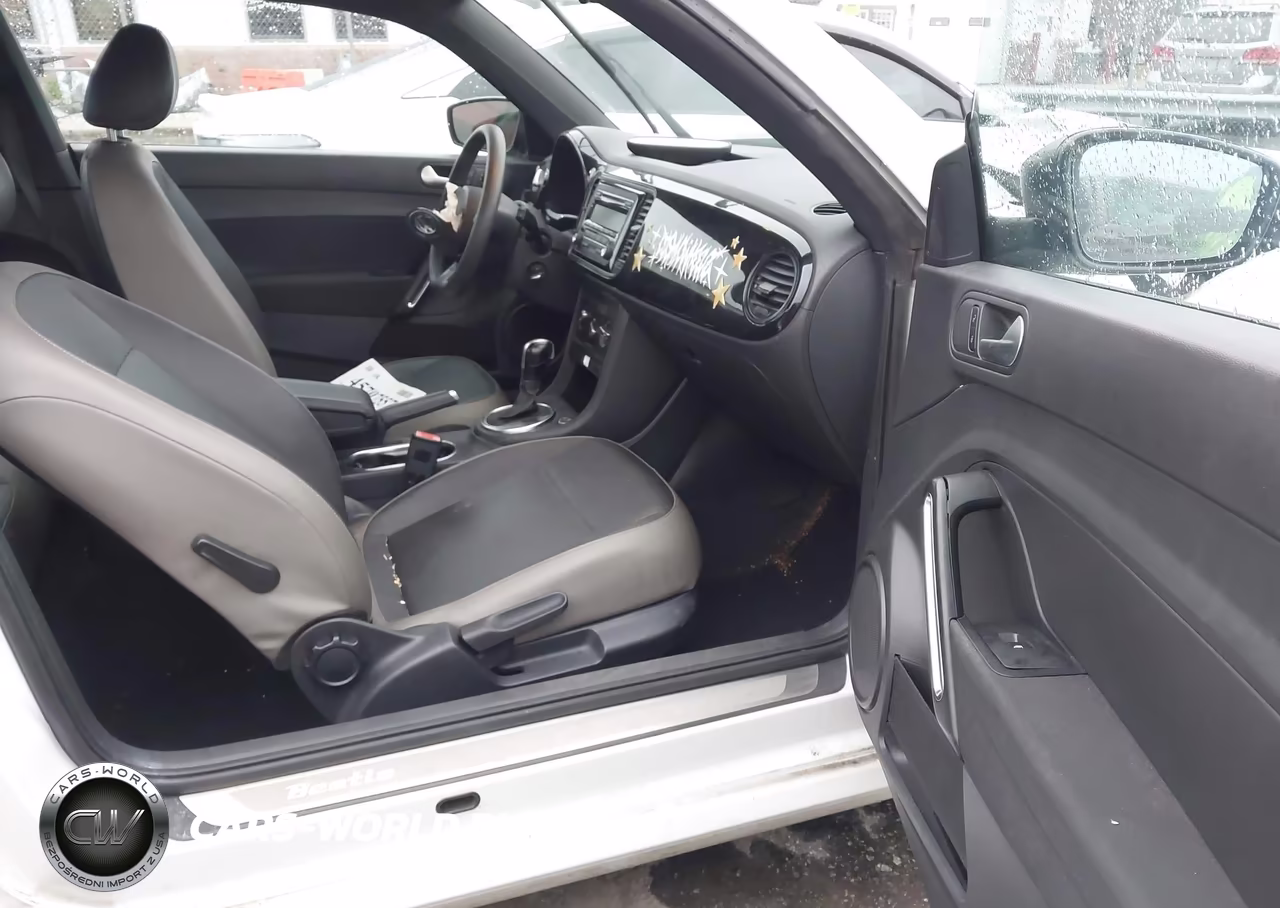 2015 Volkswagen Beetle 1.8T Fleet Edition VIN:3VWF17AT5FM623593 - 5