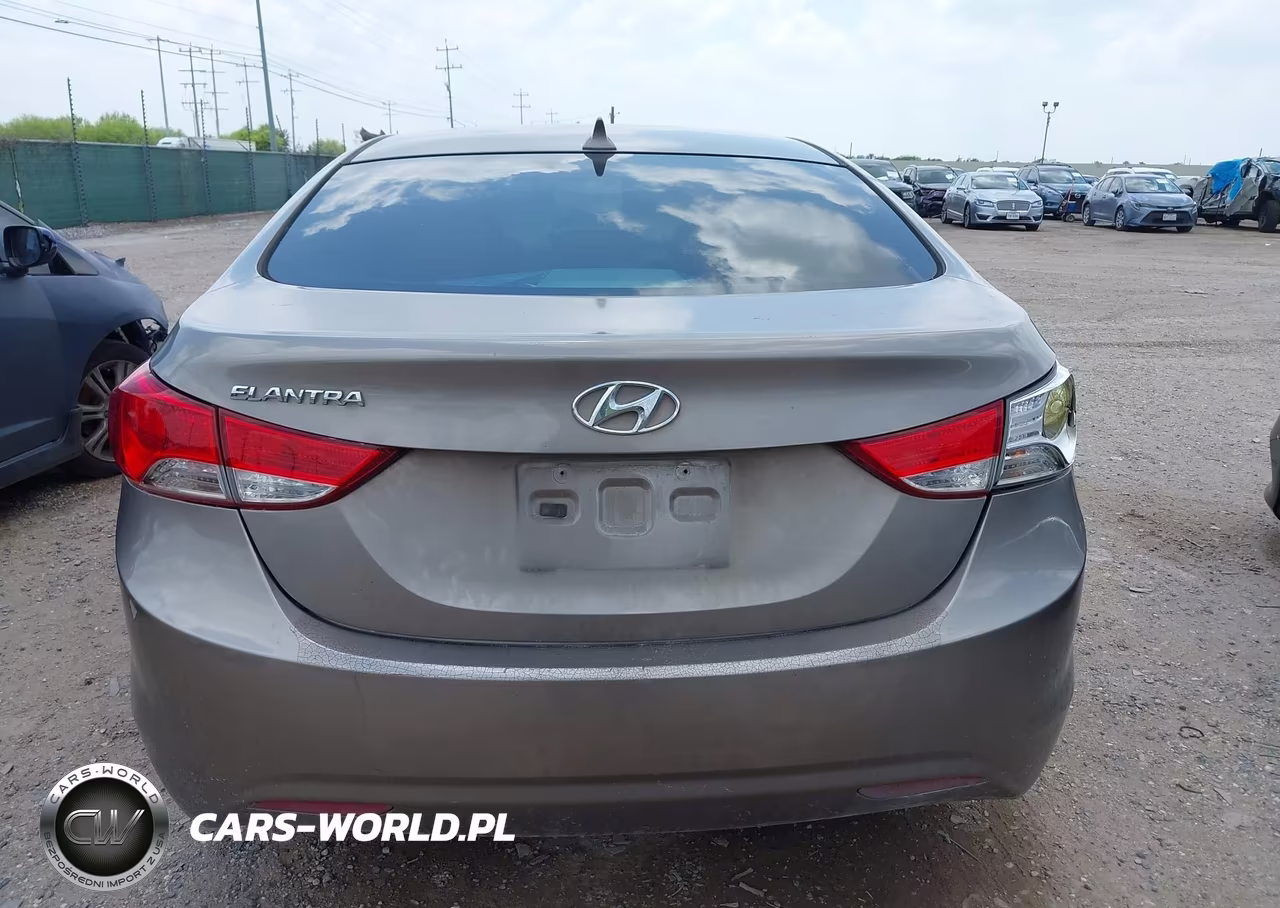 2013 Hyundai Elantra Gls VIN:5NPDH4AE2DH272649 - 16