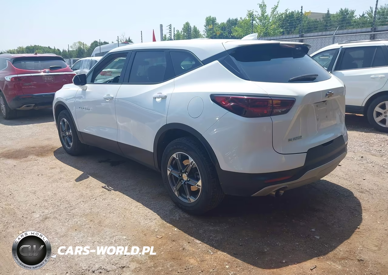 2025 Chevrolet Blazer Fwd 2Lt VIN:3GNKBCR43SS155378 - 3