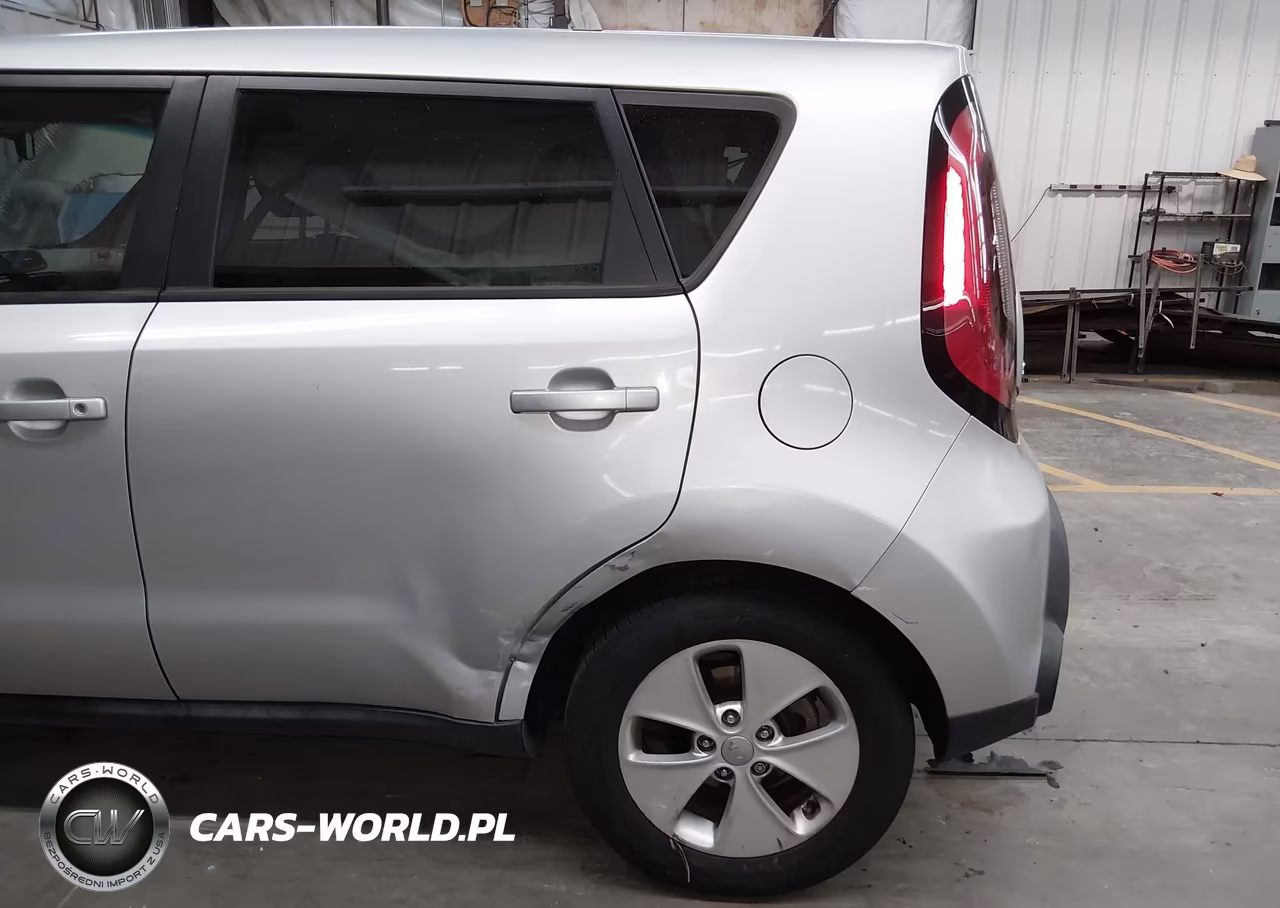 2014 Kia Soul + VIN:KNDJP3A53E7710701 - 6