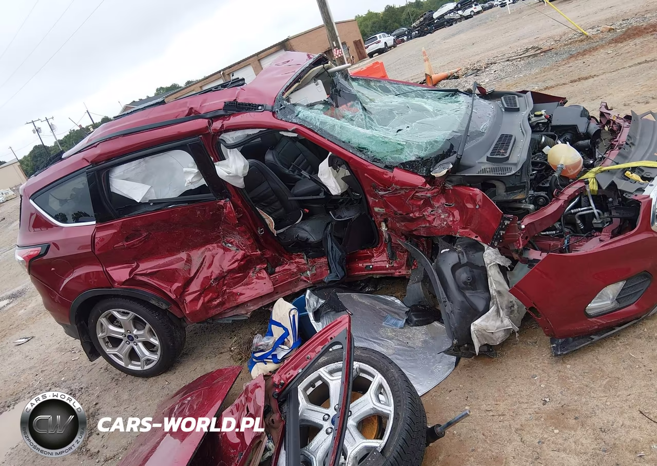 2017 Ford Escape Titanium VIN:1FMCU0J93HUB73266 - 13
