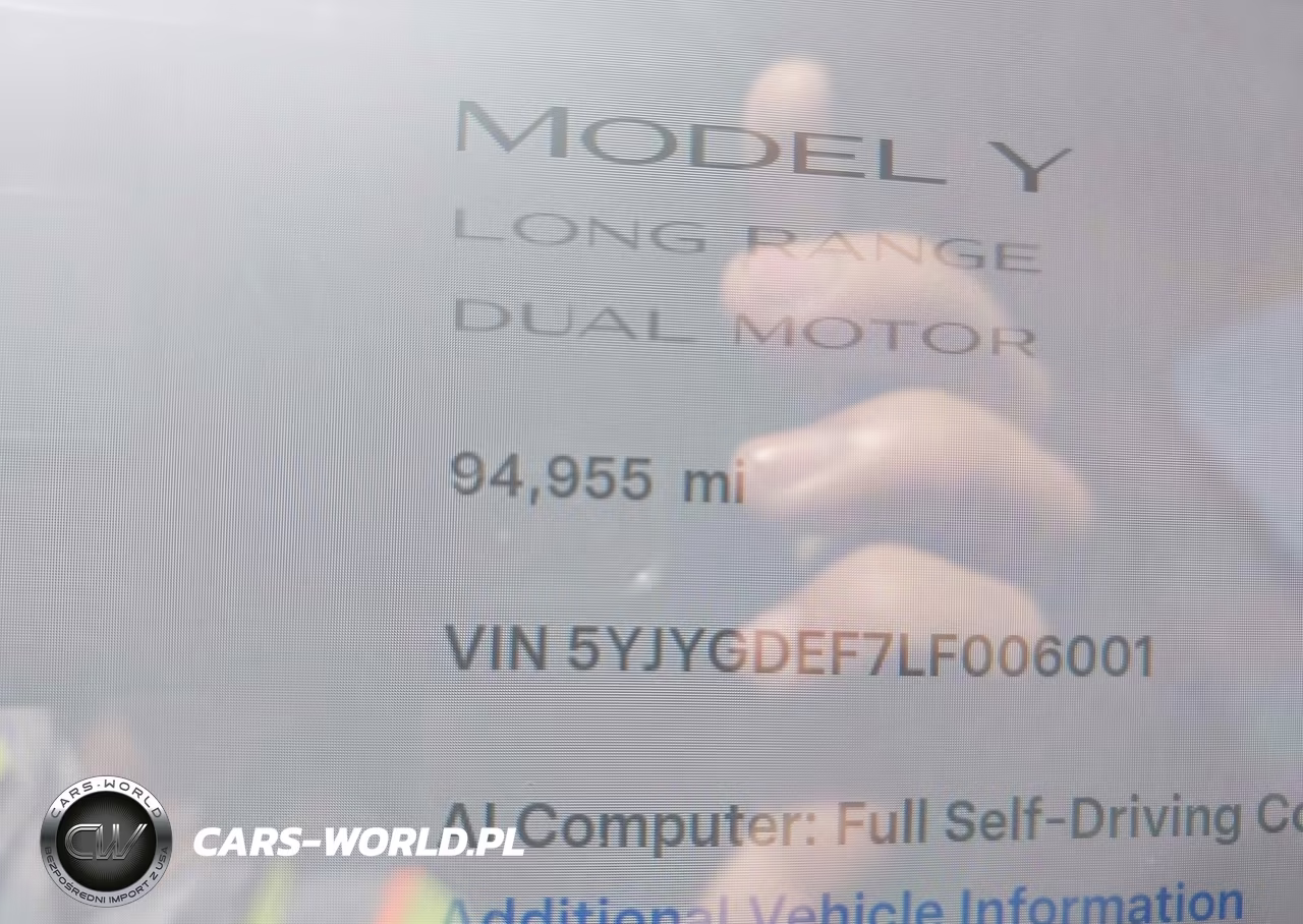 2020 Tesla Model Y Long Range Dual Motor All-Wheel Drive-Performance Dual Motor All-Wheel Drive VIN:5YJYGDEF7LF006001 - 14